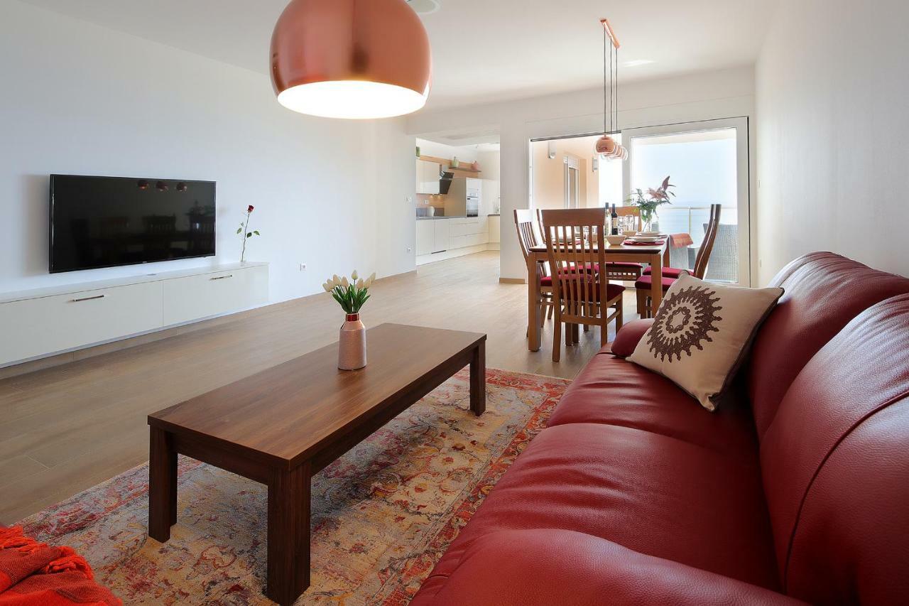 Camelia Apartment โอปาติยา ภายนอก รูปภาพ